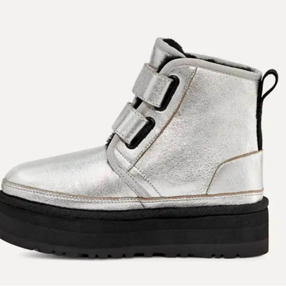 UGG Big Kids Neumel Platform Leather boots - Picture 9 of 14